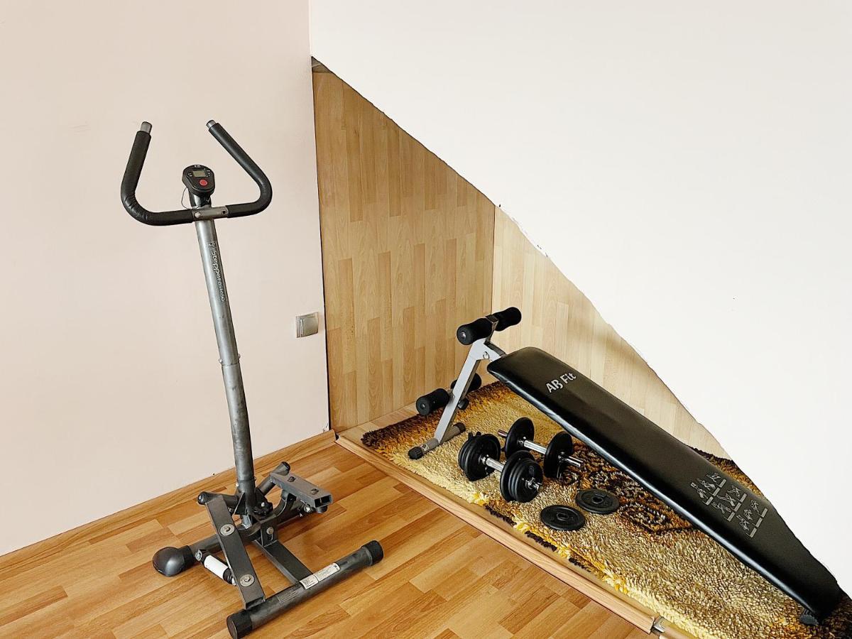 Spacious And Bright Maisonette Varna Center Esterno foto